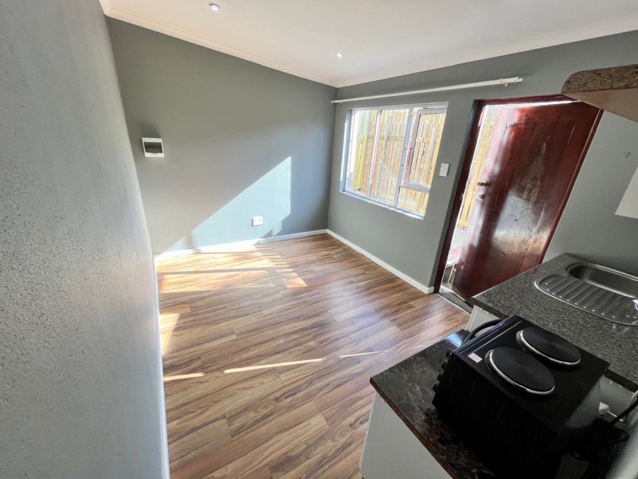 To Let 1 Bedroom Property for Rent in Stirling Eastern Cape